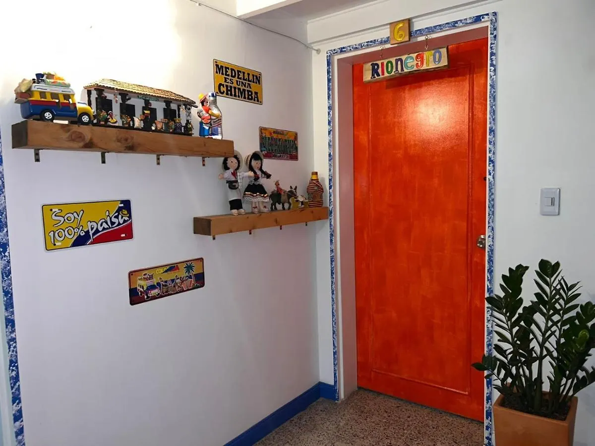 Hotel Casa Guadalupe Laureles Medellín Pensión