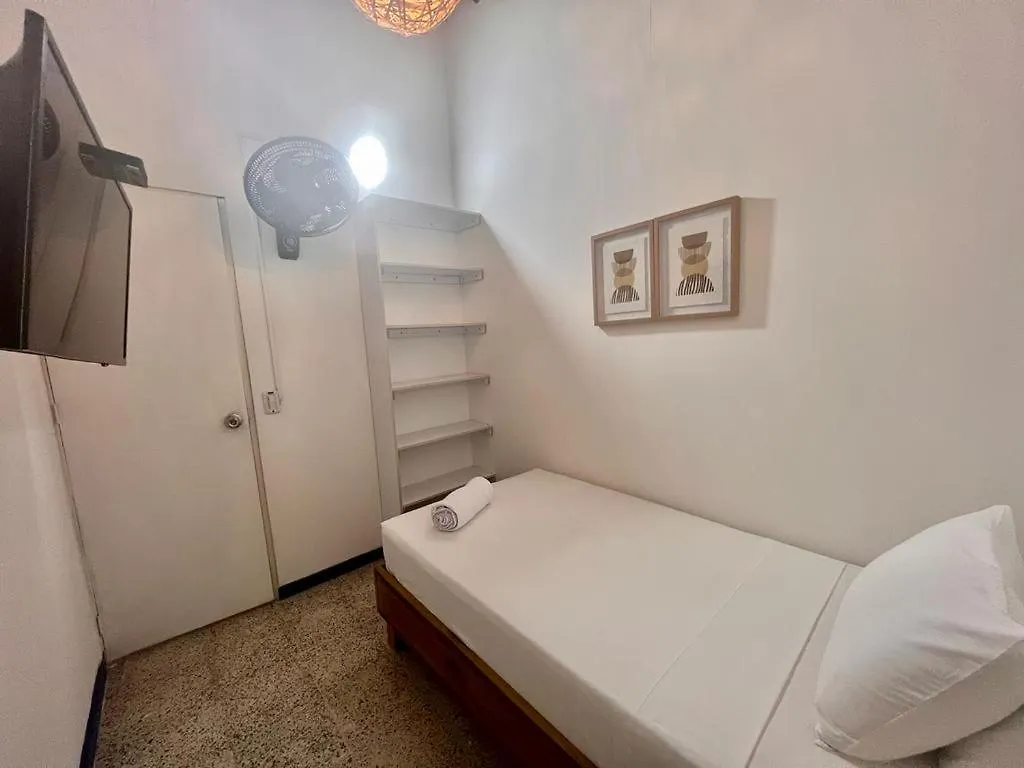 Guest house Casa Guadalupe Laureles Hotel Medellin