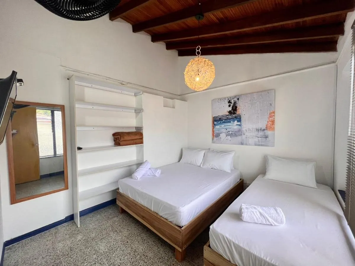 Guest house Casa Guadalupe Laureles Hotel Medellin